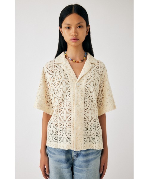 MOUSSY(マウジー)の「PANEL LACE HALF SLEEVE シャツ(シャツ/ブラウス・レディース・グリーン/アイボリー/ブラウン・FREE)」の2枚目の写真