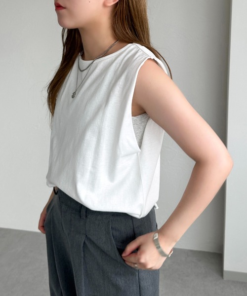 apres jour mignon(アプレジュールミニョン)の「ピグメントノースリーブTシャツ【ZOZOTOWN限定アイテム】(タンクトップ・レディース・ブラウン系その他/オフホワイト/ネイビー/ブラック・X-LARGE/フリー)」の2枚目の写真