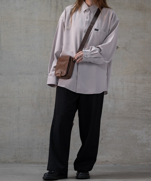 JOHN'S CLOSET（ジョンズクローゼット）の「【g】フェイクレザー ミニショルダーバッグ（ショルダーバッグ・メンズ・キャメル/ダークブラウン/ブラック・FREE）」の5枚目の写真