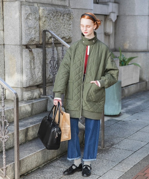 BONLECILL(ボンルシール)の「エンブレム刺繍ハイウエストデニムパンツ(デニムパンツ・レディース・アイボリー/ネイビー/ブラック/ブルー・L/M/S)」の11枚目の写真