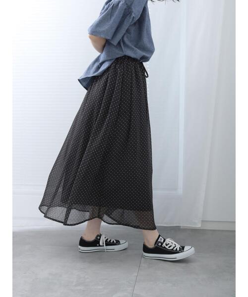 Samansa Mos2 blue（サマンサモスモスブルー）の「ドット柄楊柳スカート（スカート・レディース・ブラック/キャメル/チャコールグレー・F）」の6枚目の写真