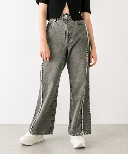 OLIVE des OLIVE（オリーブデオリーブ）の「【S/Mサイズ展開】配色フリンジワイドパンツ　1032030030（デニムパンツ・レディース・ワンウォッシュ/スミクロ・MEDIUM/SMALL）」の6枚目の写真