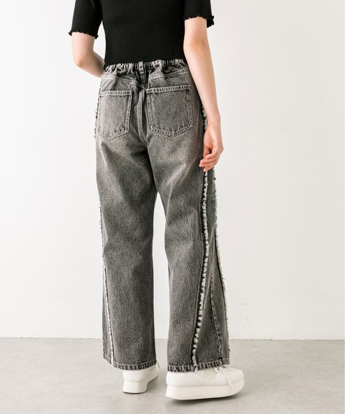 OLIVE des OLIVE（オリーブデオリーブ）の「【S/Mサイズ展開】配色フリンジワイドパンツ　1032030030（デニムパンツ・レディース・ワンウォッシュ/スミクロ・MEDIUM/SMALL）」の8枚目の写真