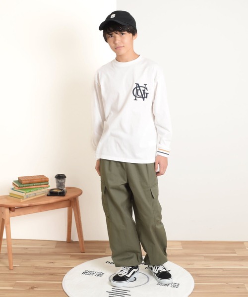 GLAZOS(グラソス)の「ワッペンモチーフ袖リブ配色長袖Tシャツ(Tシャツ/カットソー・キッズ・ホワイト/イエロー/ネイビー・140cm/150cm/160cm/170cm)」の5枚目の写真