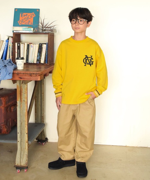 GLAZOS(グラソス)の「ワッペンモチーフ袖リブ配色長袖Tシャツ(Tシャツ/カットソー・キッズ・ホワイト/イエロー/ネイビー・140cm/150cm/160cm/170cm)」の4枚目の写真