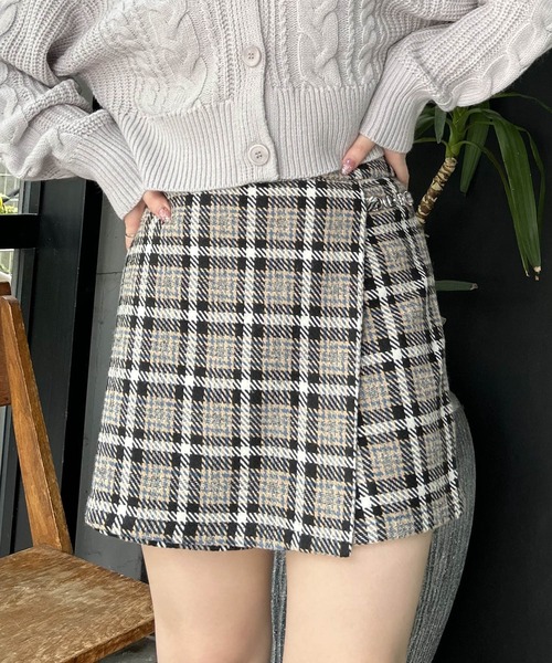 INGNI(イング)の「ロービングチェックビット付ラップスカパン(その他パンツ・レディース・ブラウン系その他2/ブラック系・FREE)」の4枚目の写真