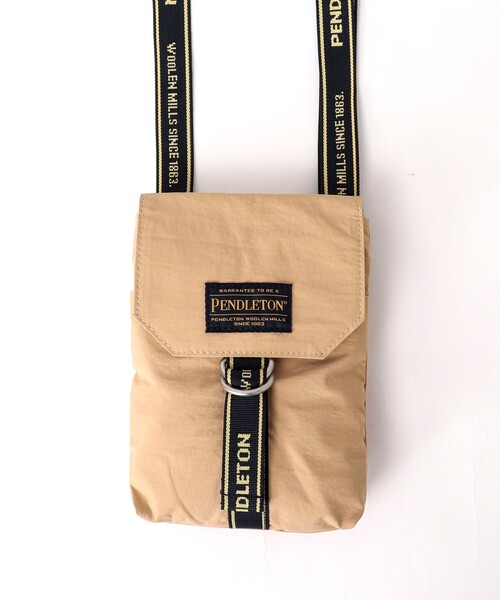 PENDLETON(ペンドルトン)の「【PENDLETON/ ペンドルトン】LOGOTAPE FLAP MINISHOULDER 233034(ショルダーバッグ・メンズ・ブラック/ベージュ・FREE)」の2枚目の写真