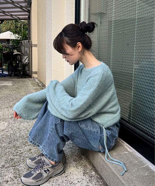 feepur(フェピュール)の「【ハンドウォッシャブル】ラメシャギードロストショートニット(ニット/セーター・レディース・ブラック/オフホワイト/ブルー・MEDIUM)」の6枚目の写真