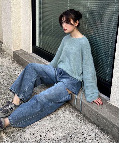 feepur(フェピュール)の「【ハンドウォッシャブル】ラメシャギードロストショートニット(ニット/セーター・レディース・ブラック/オフホワイト/ブルー・MEDIUM)」の4枚目の写真
