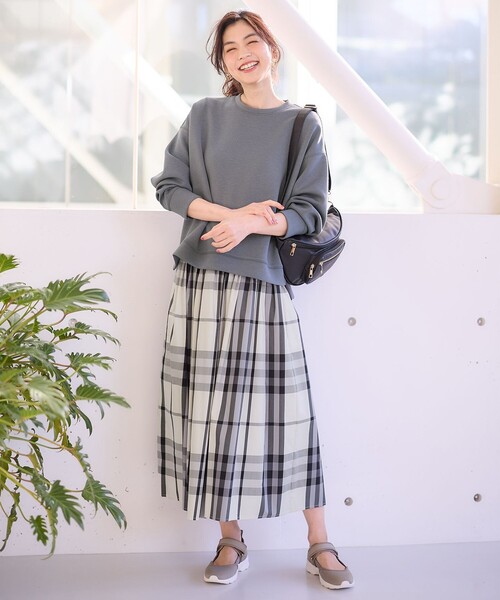 ANY（エニィ）の「【ウエストゴム】タックギャザースカート（スカート・レディース・ブラック系5/ブルー系1・3/2）」の11枚目の写真