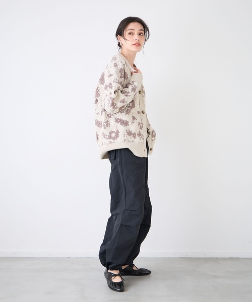 BAYFLOW（ベイフロー）の「ギャザーウエストパンツ（その他パンツ・レディース・ブラック/アイボリー/パープル・SMALL/MEDIUM）」の4枚目の写真