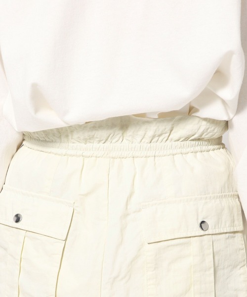 BAYFLOW（ベイフロー）の「ギャザーウエストパンツ（その他パンツ・レディース・ブラック/アイボリー/パープル・SMALL/MEDIUM）」の22枚目の写真