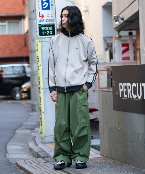 【美品】ティッカ ナイロンパンツ カーゴパンツライトグレー 24年モデル 5804 TCNライトクロスカーゴパンツ – TS DESIGN