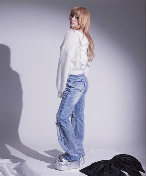 FickleBebe(フィクルベベ)の「ビッグリボン2WAYニット(ニット/セーター・レディース・ブルーグレー/ブラック/ホワイト・FREE)」の16枚目の写真