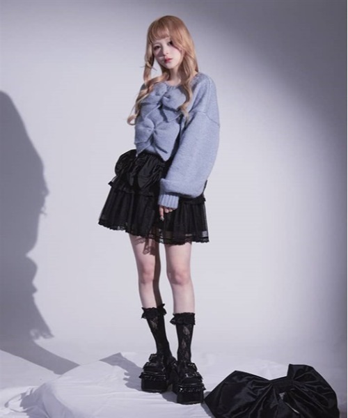 FickleBebe(フィクルベベ)の「ビッグリボン2WAYニット(ニット/セーター・レディース・ブルーグレー/ブラック/ホワイト・FREE)」の20枚目の写真