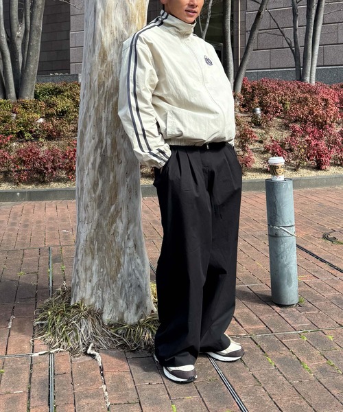 CANAL JEAN(キャナルジーン)の「Lakey Park ウエストボタンタックパンツ(その他パンツ・レディース・ブラック/ホワイト・SMALL/MEDIUM)」の17枚目の写真