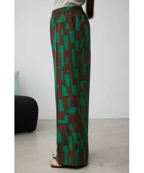 AZUL by moussy（アズールバイマウジー）の「ジオメトリックパターンイージーパンツ（その他パンツ・レディース・グリーン系その他/ブルー系その他/ブラック系その他・SMALL/MEDIUM）」の6枚目の写真