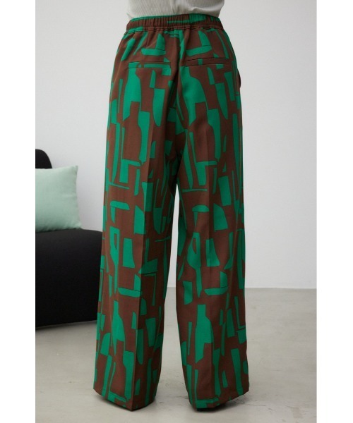 AZUL by moussy（アズールバイマウジー）の「ジオメトリックパターンイージーパンツ（その他パンツ・レディース・グリーン系その他/ブルー系その他/ブラック系その他・SMALL/MEDIUM）」の5枚目の写真