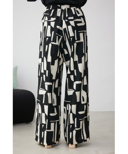 AZUL by moussy（アズールバイマウジー）の「ジオメトリックパターンイージーパンツ（その他パンツ・レディース・グリーン系その他/ブルー系その他/ブラック系その他・SMALL/MEDIUM）」の15枚目の写真