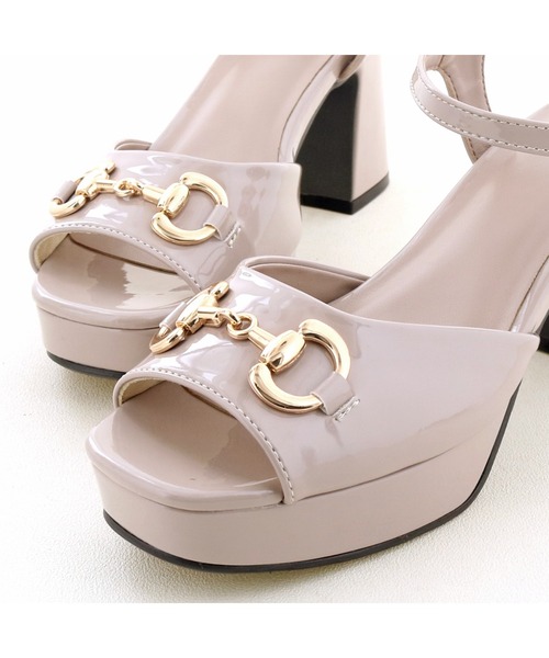 byあしながおじさん（バイアシナガオジサン）の「厚底ビットサンダル　8980737（サンダル・レディース・ブラック/ピンクベージュ/アイボリー/レッド・23.5cm/23.0cm/22.5cm/24.5cm/24.0cm）」の19枚目の写真