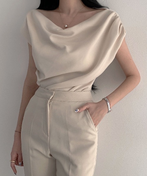 FREE STYLISTS(フリー スタイリスト)の「YUGA_YGMC オフショルダー PO(その他トップス・レディース・ブラウン/ベビーピンク/ブラック/オフホワイト・FREE)」の8枚目の写真