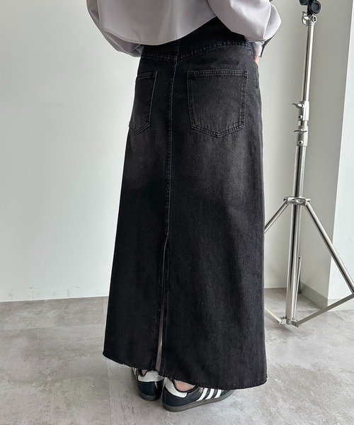apres jour mignon（アプレジュールミニョン）の「デニムマキシスカート【ZOZOTOWN限定アイテム】（デニムスカート・レディース・ブラック/インディゴブルー/ダークブルー・SMALL/MEDIUM/X-LARGE）」の21枚目の写真
