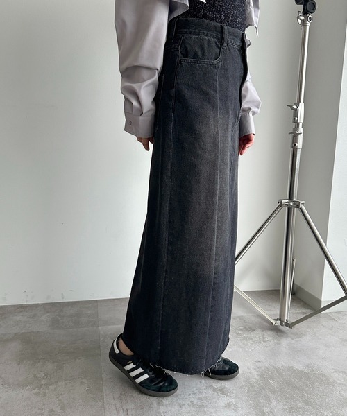 apres jour mignon（アプレジュールミニョン）の「デニムマキシスカート【ZOZOTOWN限定アイテム】（デニムスカート・レディース・ブラック/インディゴブルー/ダークブルー・SMALL/MEDIUM/X-LARGE）」の19枚目の写真