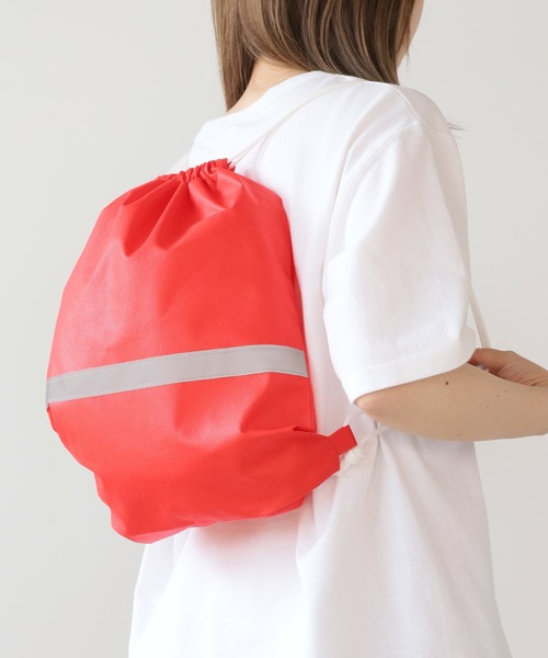 LIFEMAX(ライフマックス)の「LIFEMAX/ライフマックス 不織布リフレクター付巾着リュック ナップザック ma9030 防災バッグ 反射テープ付き(バックパック/リュック・メンズ・ブラック/ブルー/レッド/ホワイト・FREE)」の5枚目の写真