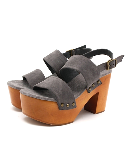 mystic（ミスティック）の「【mystic】ウッドソールサンダル（サンダル・レディース・その他22/キャメル/グレー・37/36/38）」の2枚目の写真