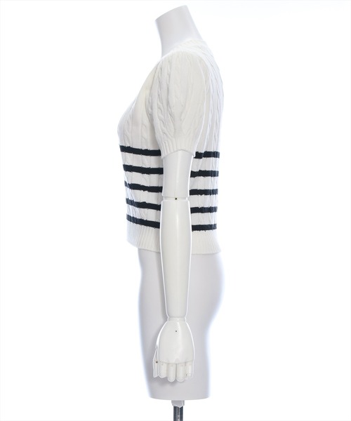 clear（クリア）の「ケーブル編み半袖パフスリーブニットトップス［オフィスカジュアル 着回し抜群 大人］≪再入荷≫（ニット/セーター・レディース・オフホワイト/イエロー/ピンク/ブラック/ホワイト×ブラック/レッド・F）」の8枚目の写真