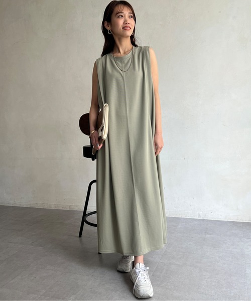 Chez toi（シェトワ）の「UVカットショルダータックノースリカットワンピース（ワンピース・レディース・ブラック/グレイッシュベージュ/オリーブ/チャコールグレー・FREE）」の17枚目の写真