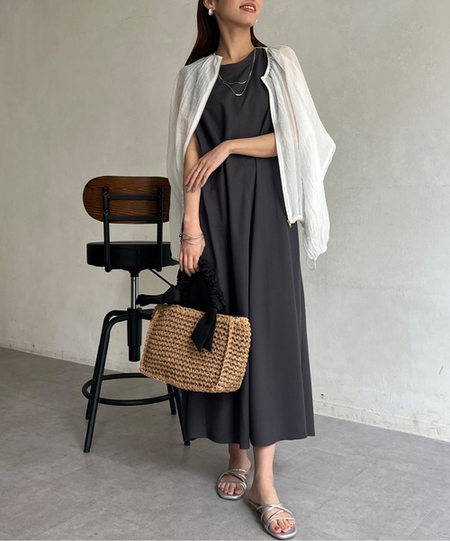 Chez toi（シェトワ）の「UVカットショルダータックノースリカットワンピース（ワンピース・レディース・ブラック/グレイッシュベージュ/オリーブ/チャコールグレー・FREE）」の22枚目の写真