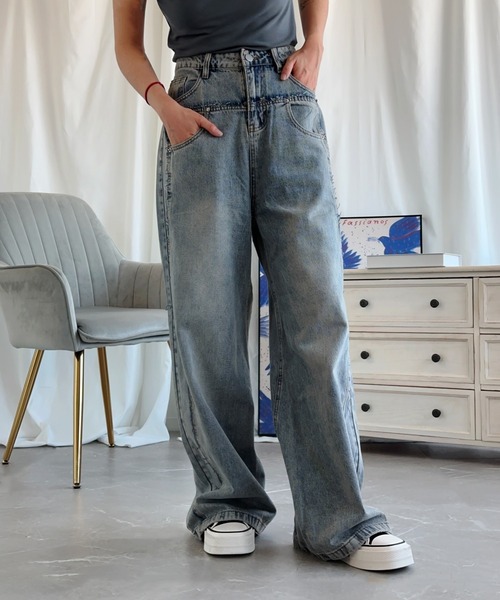 aimoha(アイモハ)の「【Aimoha】レトロ風デニムパンツ(デニムパンツ・レディース・ライトブルー・SMALL/MEDIUM/LARGE)」の1枚目の写真