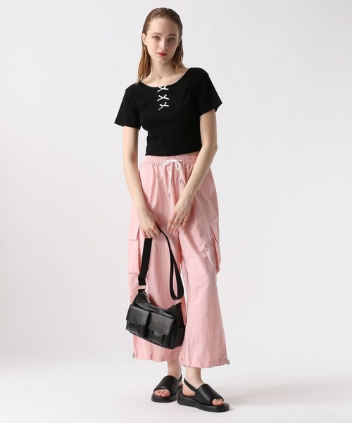 FOREVER 21(フォーエバー トゥエンティーワン)の「【2024SS】チビリボンTシャツ(Tシャツ/カットソー・レディース・オフホワイト/ブルー/ブラック・SMALL/MEDIUM)」の17枚目の写真