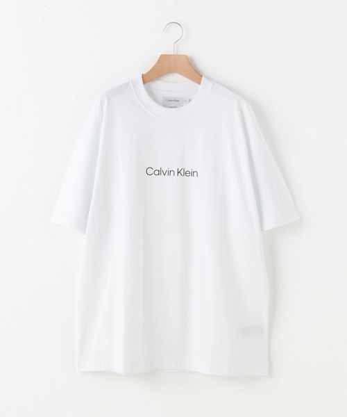 Calvin Klein(カルバン・クライン)の「【Calvin Klein / カルバン クライン】SS STANDARD LOGO TEE(Tシャツ/カットソー・メンズ・ホワイト/ブラック/チャコールグレー/ブラック系その他/パープル・LARGE/MEDIUM/SMALL)」の1枚目の写真