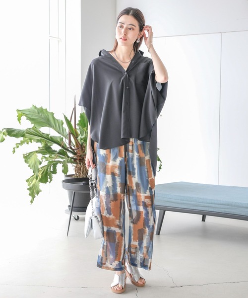 LEPSIM（レプシィム）の「ポンチョシャツ　117643（シャツ/ブラウス・レディース・オフホワイト/ライトブルー/ブラック/ベージュ・FREE）」の6枚目の写真