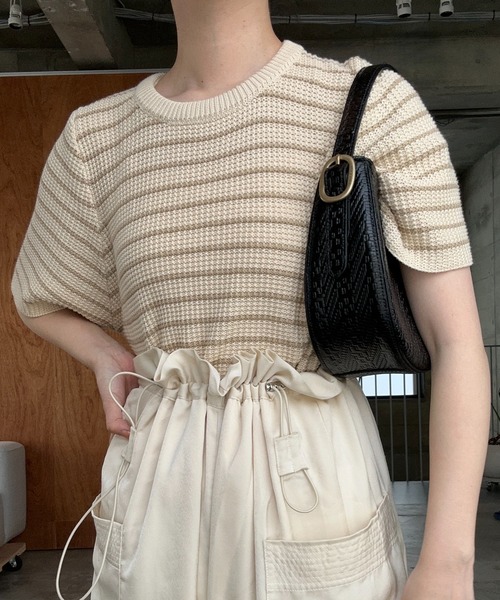 lawgy(ラウジー)の「border compact pullover / ボーダーコンパクトプルオーバー(Tシャツ/カットソー・レディース・ベージュ/カーキ/ブラック・FREE)」の5枚目の写真