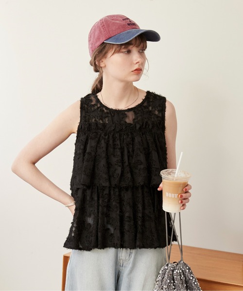 ANGIE(アンジー)の「フリンジ ジャガード ノースリーブ ティアード ブラウス(Tシャツ/カットソー・レディース・アイボリー/ブラック・FREE)」の13枚目の写真