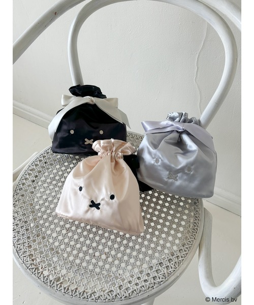 MIIA（ミーア）の「miffy 2way巾着バッグ（ショルダーバッグ・レディース・オフホワイト/ブルー/ブラック・FREE）」の8枚目の写真