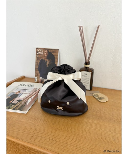 MIIA（ミーア）の「miffy 2way巾着バッグ（ショルダーバッグ・レディース・オフホワイト/ブルー/ブラック・FREE）」の17枚目の写真