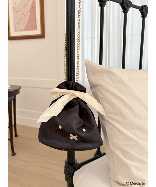 MIIA（ミーア）の「miffy 2way巾着バッグ（ショルダーバッグ・レディース・オフホワイト/ブルー/ブラック・FREE）」の5枚目の写真