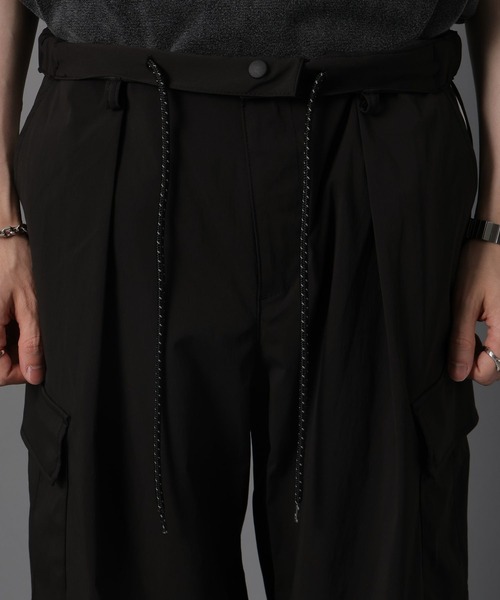 RAGEBLUE（レイジブルー）の「サイドライン/ナイロンワイドカーゴパンツ/パラシュートパンツ（カーゴパンツ・メンズ・ホワイト/ブラック/グレー・SMALL/MEDIUM/LARGE）」の4枚目の写真