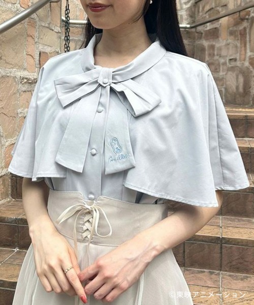 F i.n.t(フィント)の「リボンタイケープブラウス/ふたりはプリキュア Max Heart(シャツ/ブラウス・レディース・ライトピンク/ブルーグレー/ブラック・FREE)」の3枚目の写真