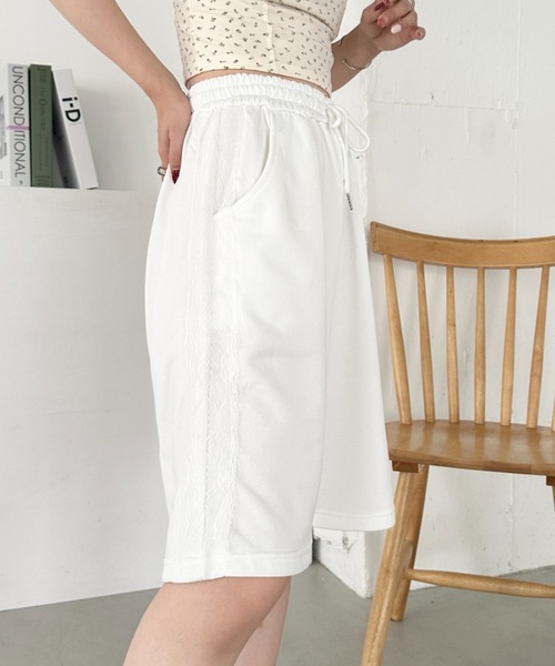 CLEA(クレア)の「サイドレースハーフパンツ(その他パンツ・レディース・ブラック/ホワイト・FREE)」の5枚目の写真