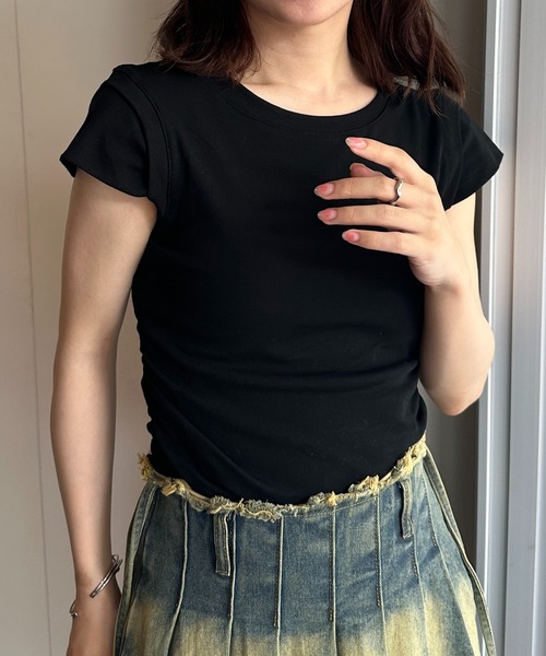 solleim（ソルレム）の「サイドシャーリングバックオープンTシャツ（Tシャツ/カットソー・レディース・オフホワイト/ブルー/ブラック/グリーン・M）」の11枚目の写真