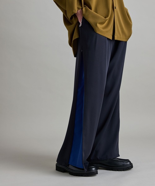 JUNRED(ジュンレッド)の「【 セットアップ対応 】ドライドレープ サイドジップデザイン パンツ(その他パンツ・メンズ・ブラック/ネイビー・S/M/L)」の2枚目の写真