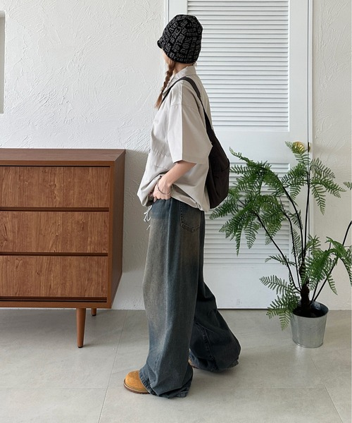 sedacle(セダクル)の「刺繍アノラック半袖シャツ(シャツ/ブラウス・メンズ・ベージュ/ライトグレー/チャコールグレー・LARGE/MEDIUM/SMALL)」の11枚目の写真