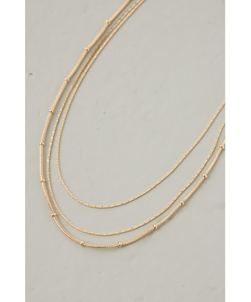 crie conforto(クリーコンフォルト)の「トリプルチェーンネックレス(ネックレス・レディース・ゴールド/シルバー系その他・FREE)」の5枚目の写真
