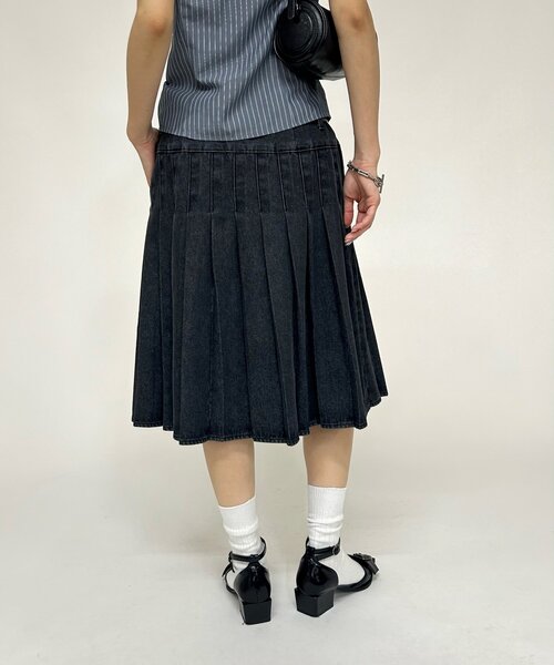WHO'S WHO gallery（フーズフーギャラリー）の「プリーツミディスカート（スカート・レディース・ブラック/ネイビー・FREE）」の7枚目の写真