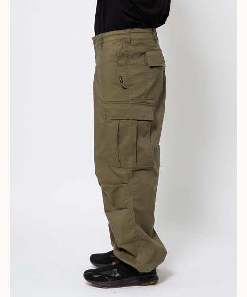 430(フォーサーティ)の「mp12670-PRIMITIVE CARGO PANTS カーゴパンツ(カーゴパンツ・メンズ・ブラック/カーキ/ネイビー・0/1/2/3)」の4枚目の写真